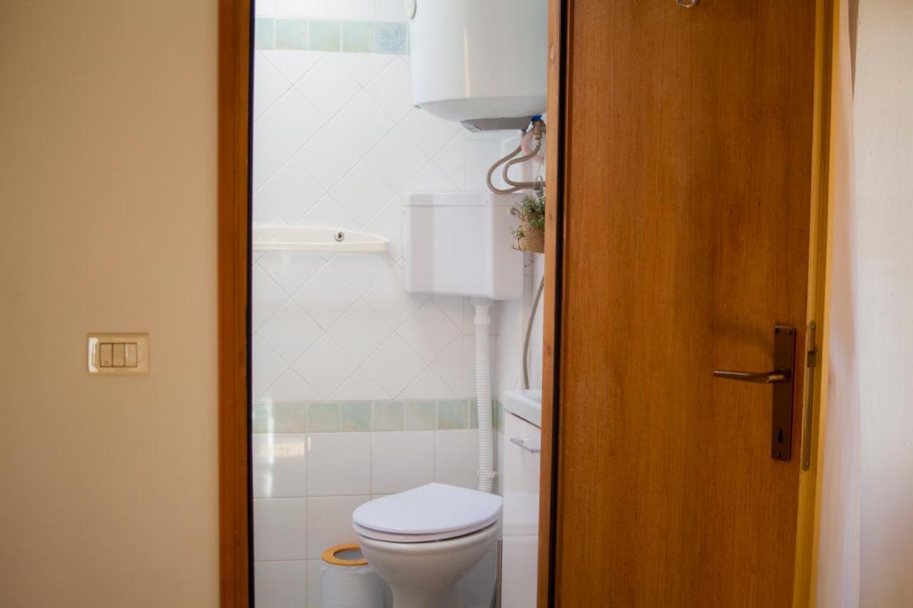Amarilis Rooms Groznjan Bagian luar foto